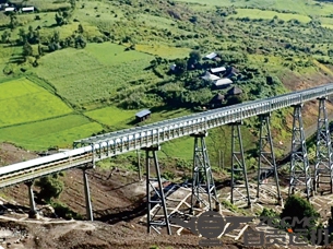埃塞俄比亚水泥矿山2.5km长距离曲线带式输送机